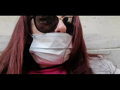 ❤️ Николетта мстит своему соседу и писает в его гараже (Специальный Covid19 Итальянский карантин) ️❌ Порно видео у нас ❤