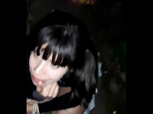 ❤️ На улице раздулся пенис в обмен на конфету ️❌ Порно видео у нас ❤