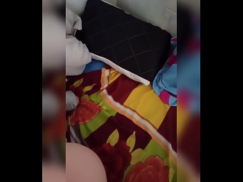 ❤️ Моя соседка остается дома одна, потому что ее муж уходит в отпуск, а я пользуюсь случаем, чтобы трахнуть ее и наполнить ее задницу молоком ️❌ Порно видео у нас ❤